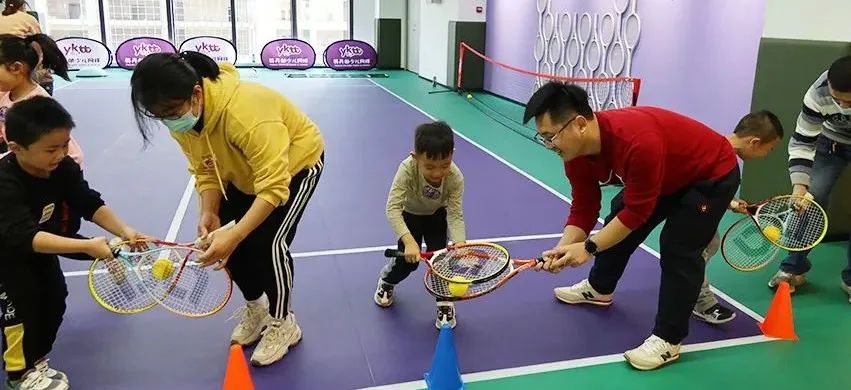 全民健身日健身盛宴点燃运动激情,周末公益养生课