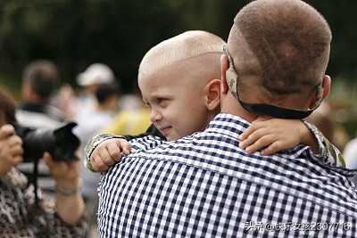 如何克服黑暗的恐惧,宝宝害怕黑夜怎样引导孩子