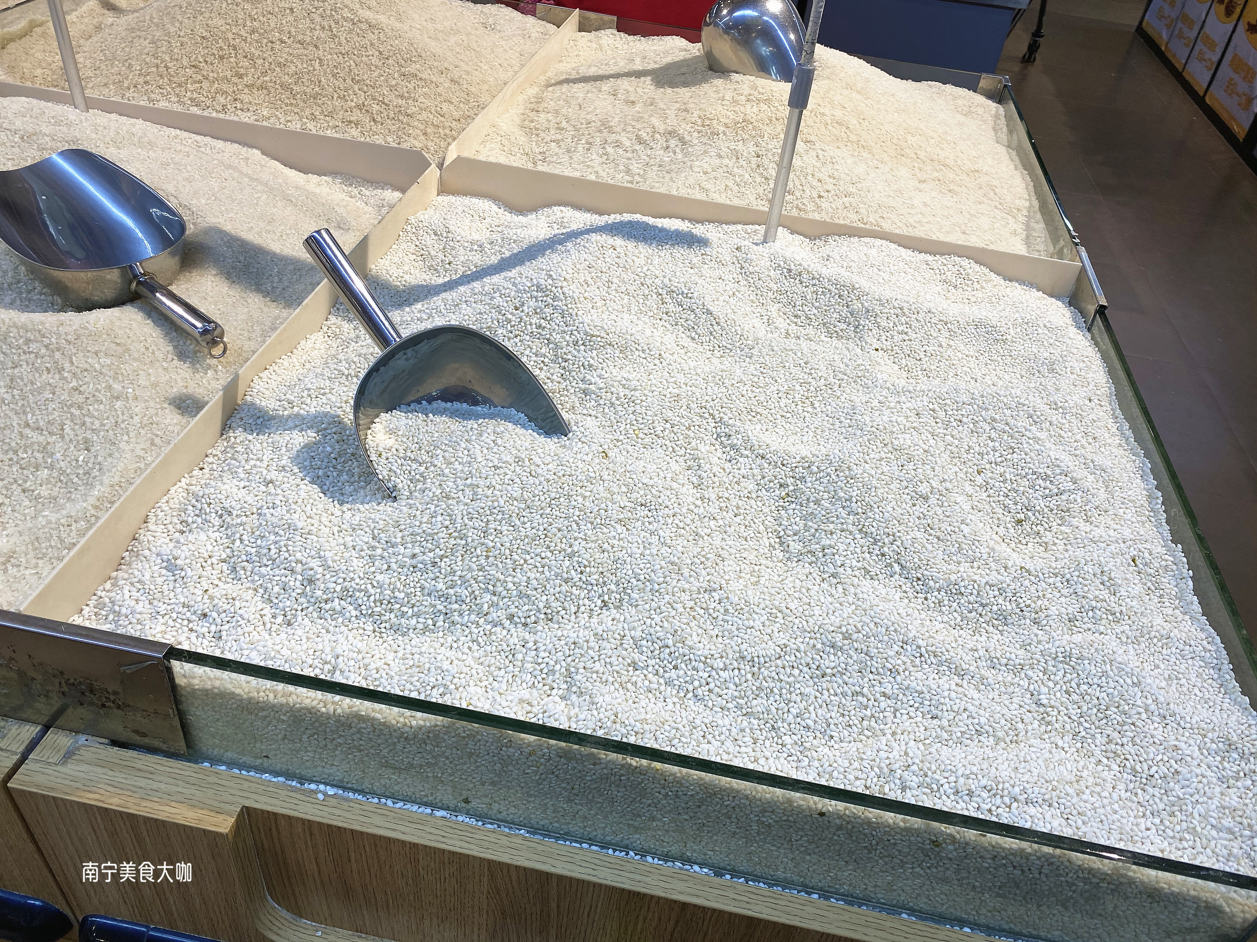 长糯米和圆糯米的区别熬粥,长糯米与圆糯米吃的口感区别