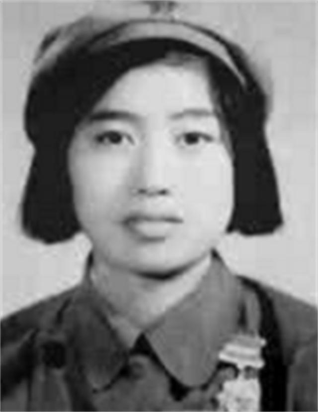 她丈夫牺牲后，毛主席悲伤不已亲写挽联，而她转嫁丈夫兄弟