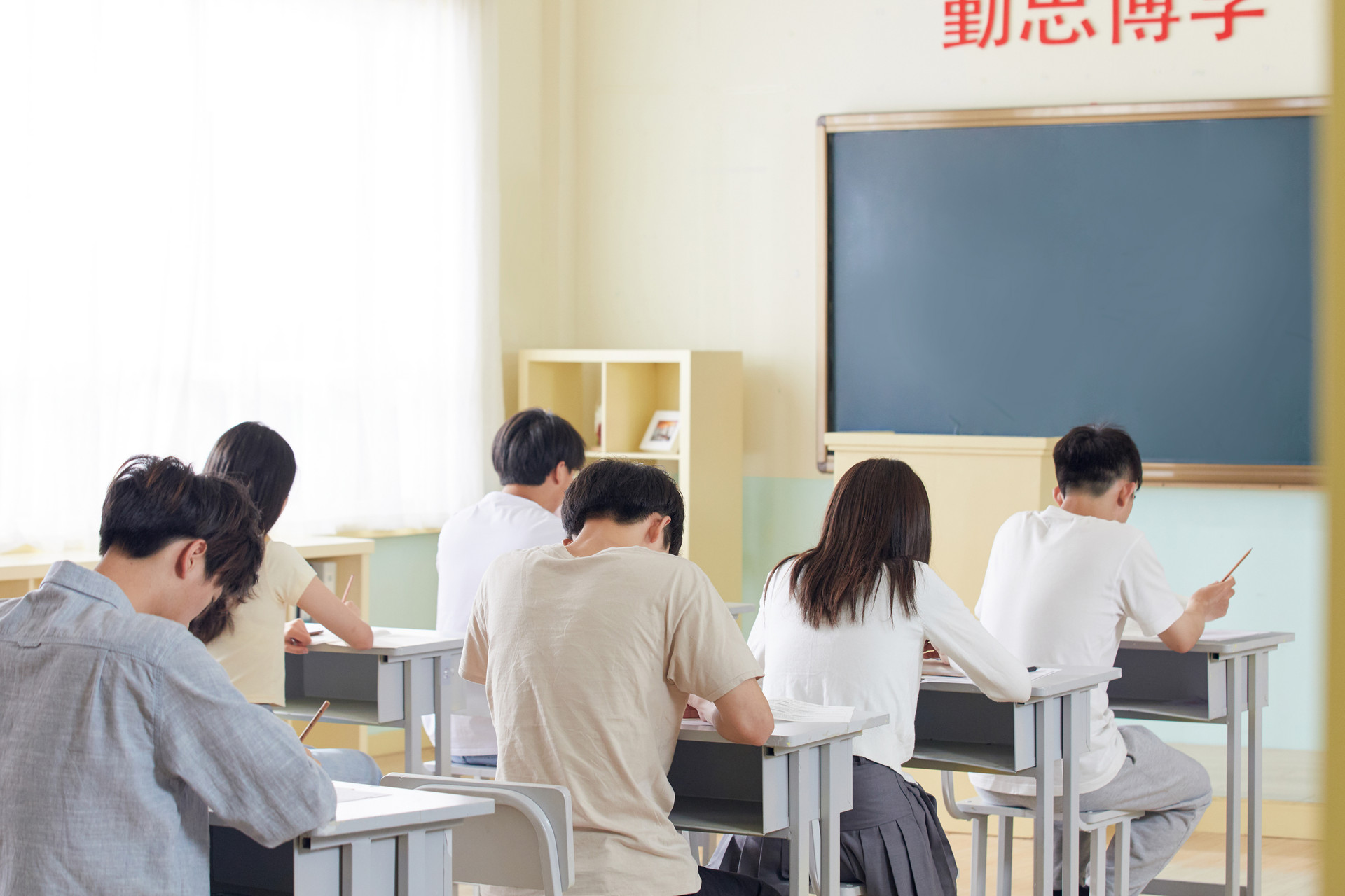 教育早知道:希望教育2021财年营收23.24亿元,同比增长48.2%