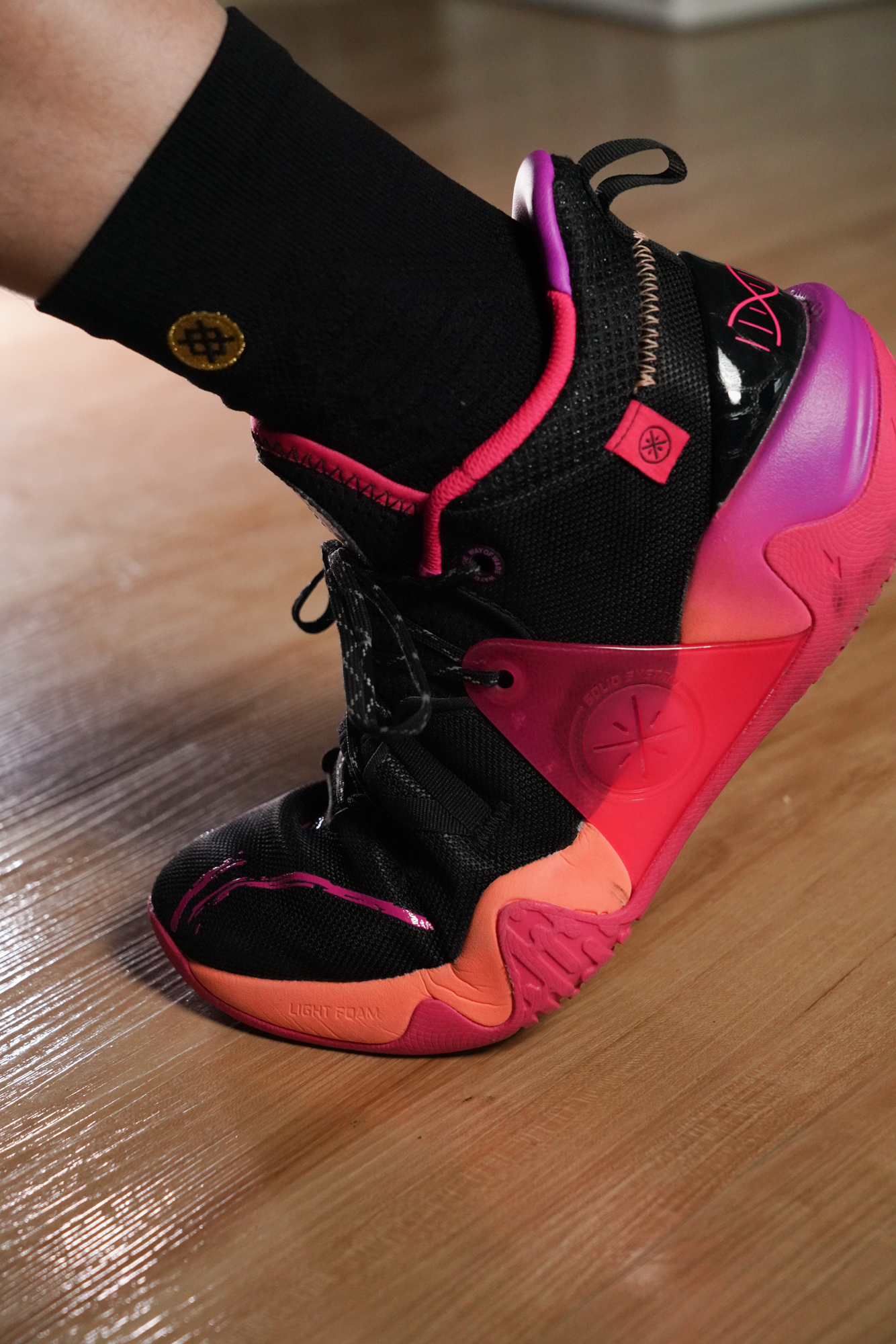 李宁韦德之道拉塞尔冷血实战测评,拉塞尔实战李宁球鞋