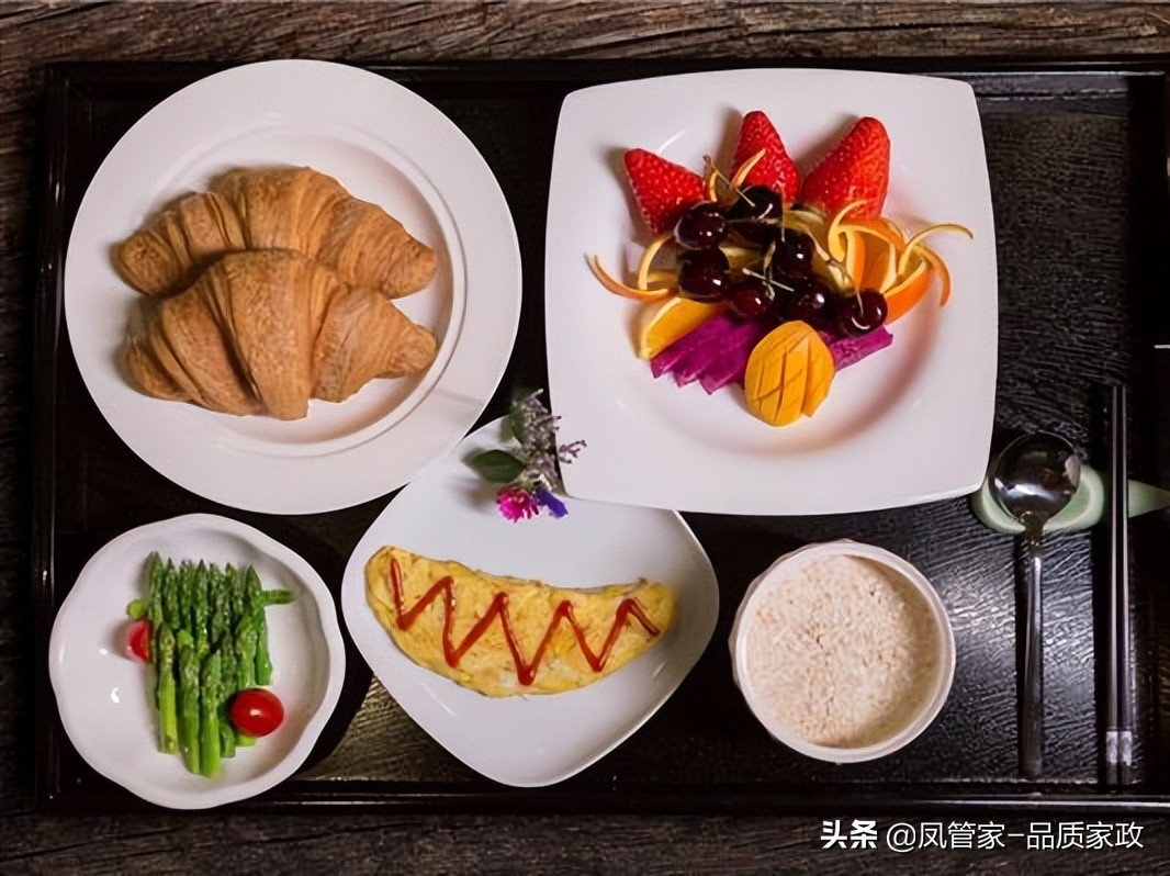 产后月子餐吃什么比较好,产后月子餐饮食调理分几个阶段