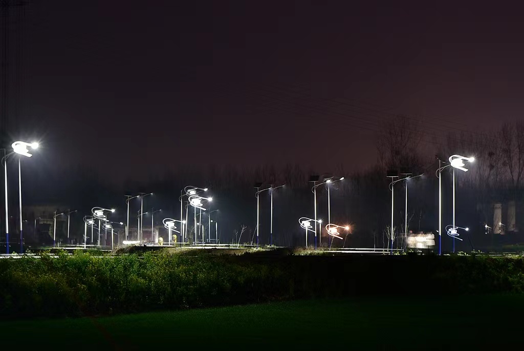 农村安装太阳能路灯要多少钱一台,农村太阳能路灯选购