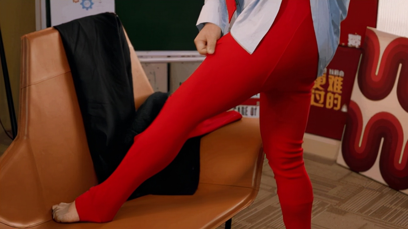 本命年一年到头穿红色有什么讲究,本命年要穿红色的代表什么