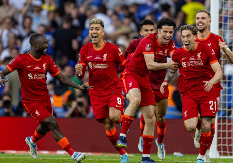 足球比赛直播欧冠意甲,今日足球分析英超意甲焦点战