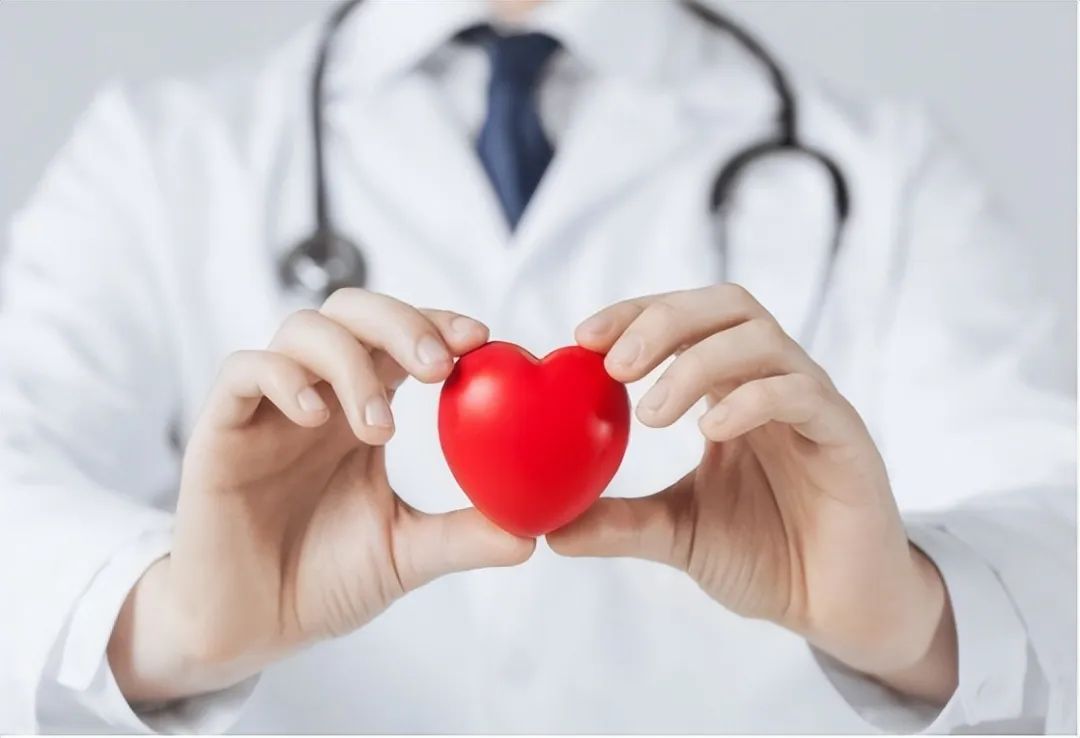 颈动脉斑块得脑梗几率多大,发现颈动脉斑块吃啥药