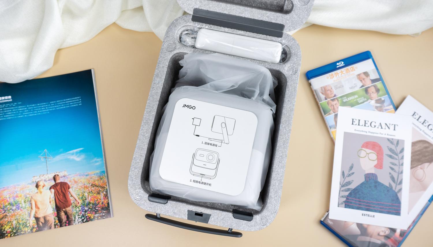 坚果N1pro投影仪评测3d效果,投影仪坚果n1spro开灯投影效果