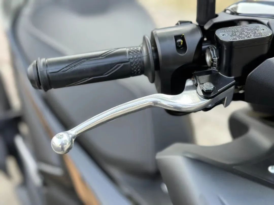 雅马哈aerosportsx换侧包围,雅马哈aerosports试驾