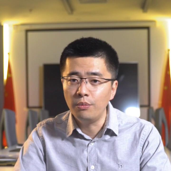 世上本没有英雄，对比多了，就有了英雄#人间清醒