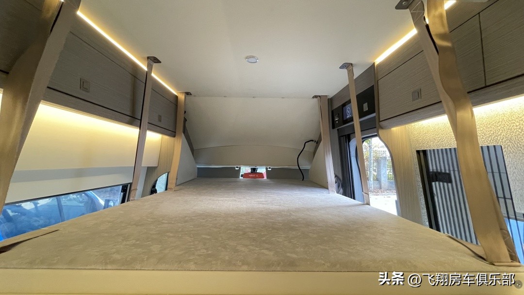 20万皮卡升降硬顶房车,20万房车b型中顶房车