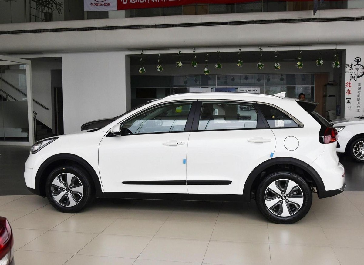 2022款起亚极睿,起亚2022款极睿混动评测