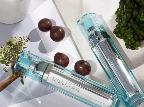 各个年龄段适合的精华液,肌肤暗沉用什么精华液好