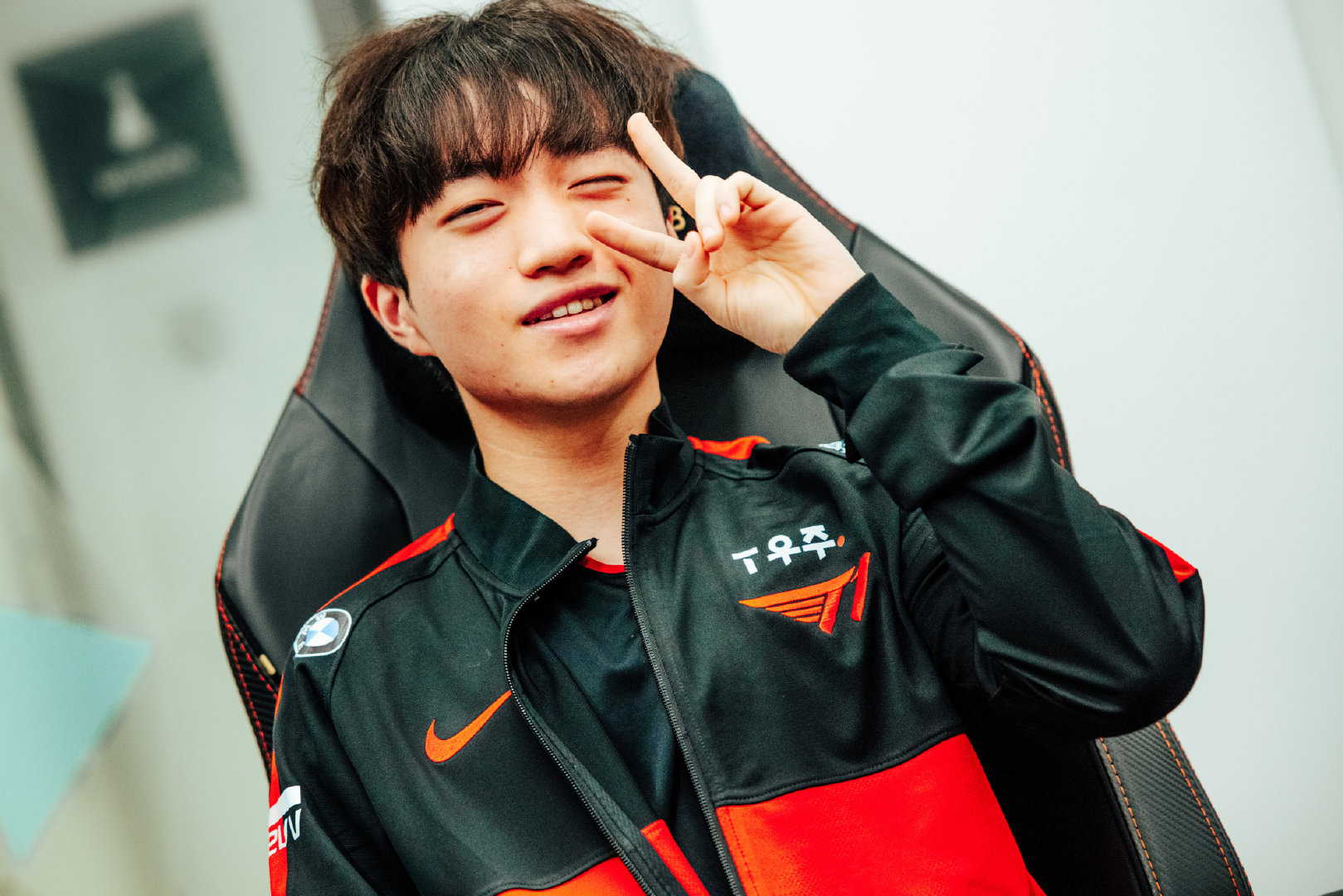 t1辅助keria决赛回应刘青松,t1辅助keria玩过的英雄