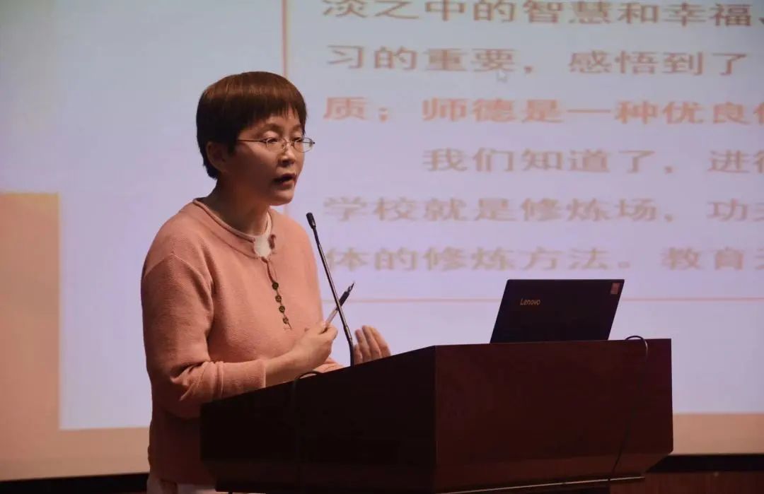 师德师风建设坚持言行雅正,师风师德立德树人