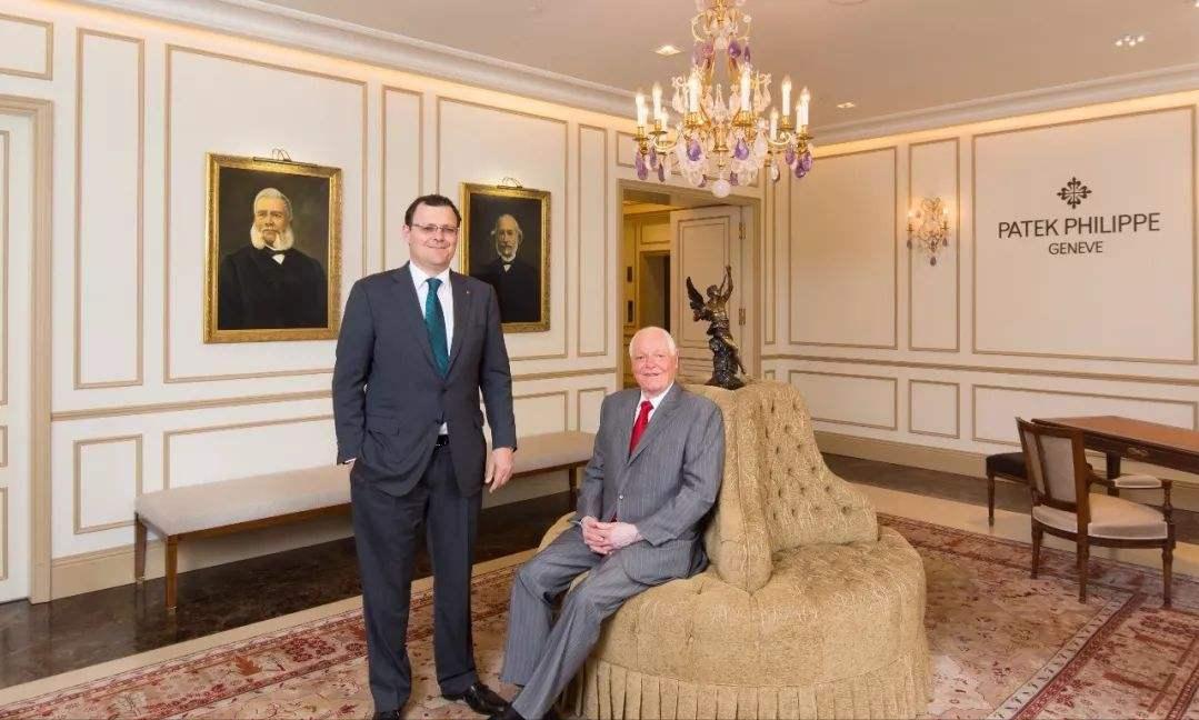 百达翡丽蓝血贵族5712g,腕表里的蓝血贵族