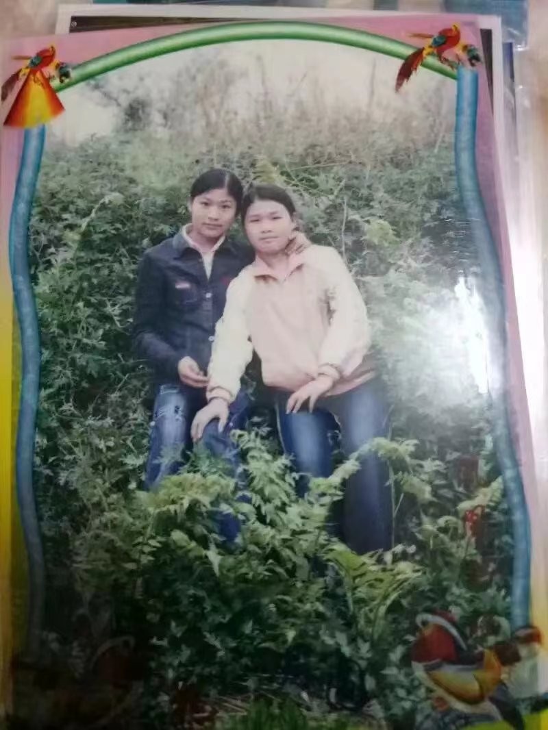 我，90后重庆人，初中辍学当厂妹，结婚没彩礼，现靠摆摊买房买车