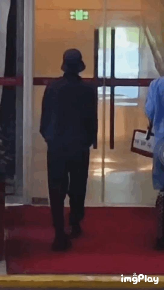 张杰谢娜道歉起波澜，这一次，内娱的毒瘤被扒得“*裤底**”都不剩了