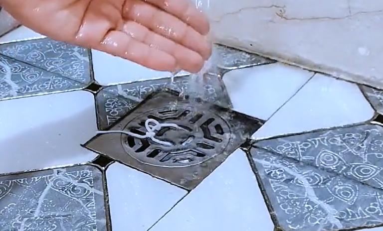 香皂能去除小飞虫吗,把香皂扔进马桶里