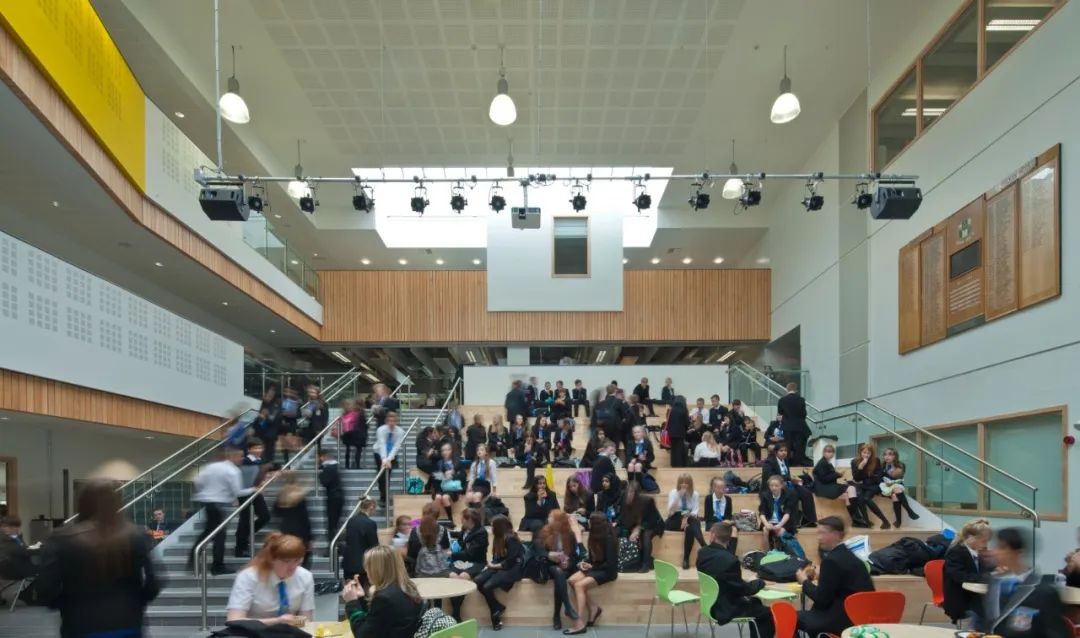 历史遗产的天然教科书｜建在百年历史保护区的学校合集