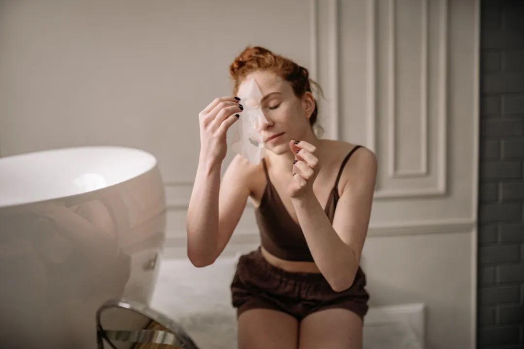 后背毛孔粗大发痒怎么回事,毛孔粗大脸上发痒怎么治