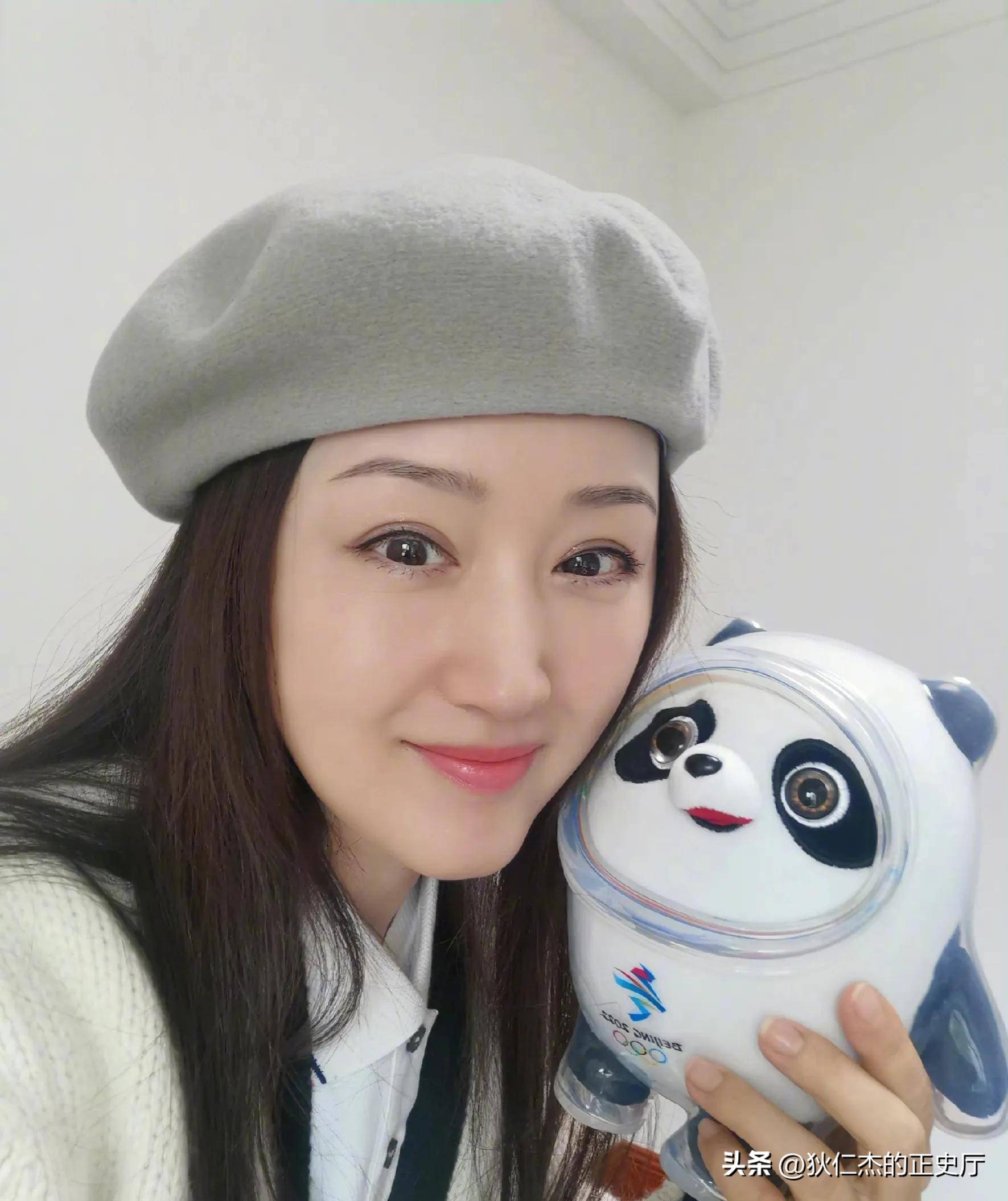 男友赖文峰出狱后娶妻生子，而杨钰莹至今单身，她在追求什么