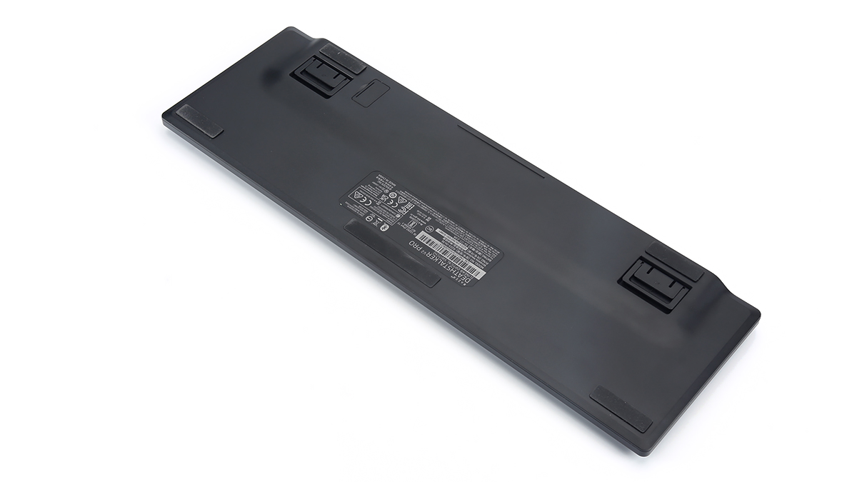 雷蛇protypeultra和噬魂金蝎哪个好,雷蛇噬魂金蝎键盘普通版