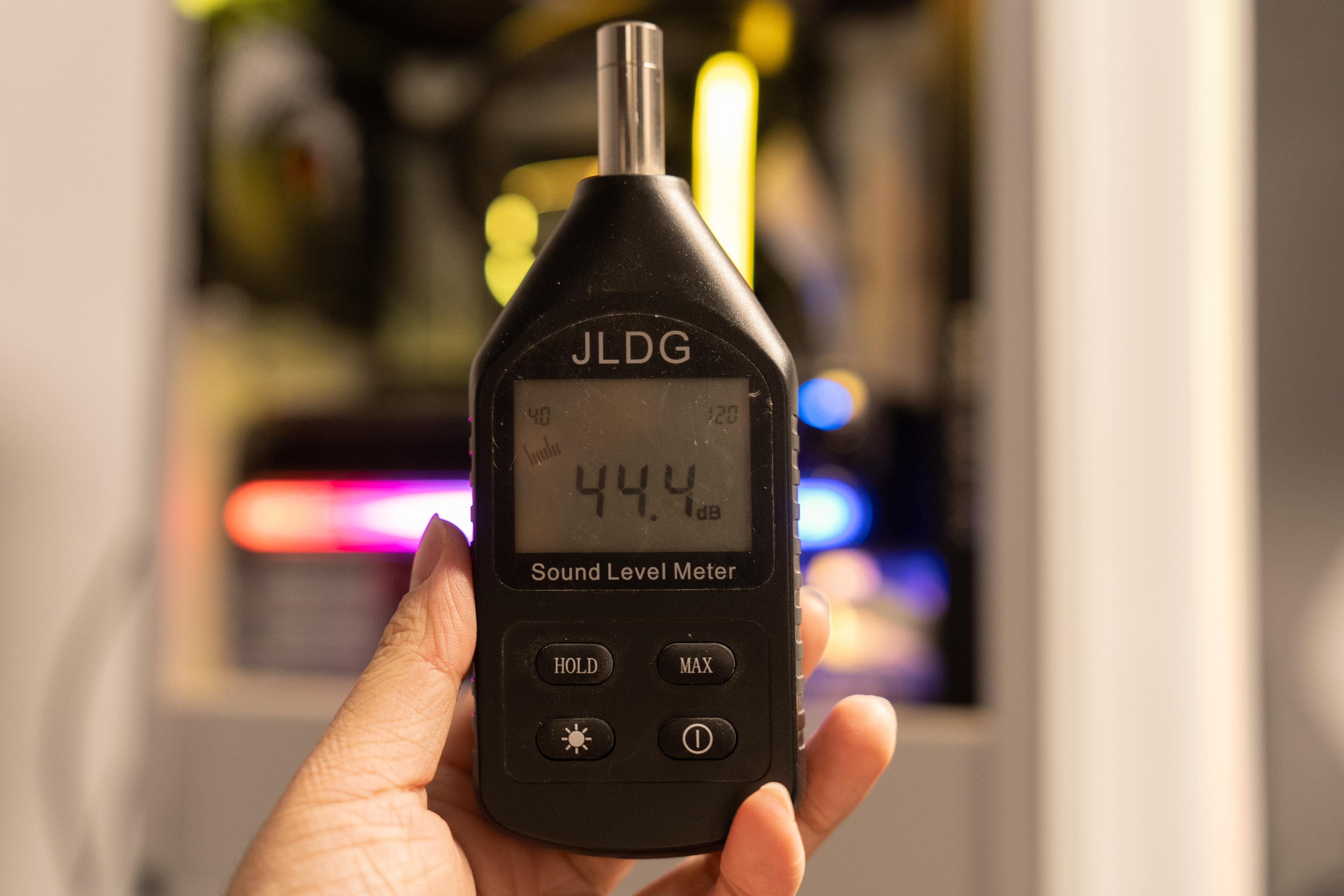 bequiet散热器,机箱散热风扇怎么改为静音