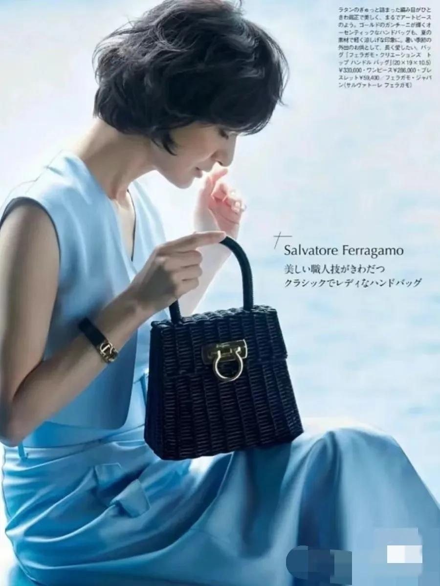 色彩搭配技巧蓝色红色,色彩搭配服装夏日