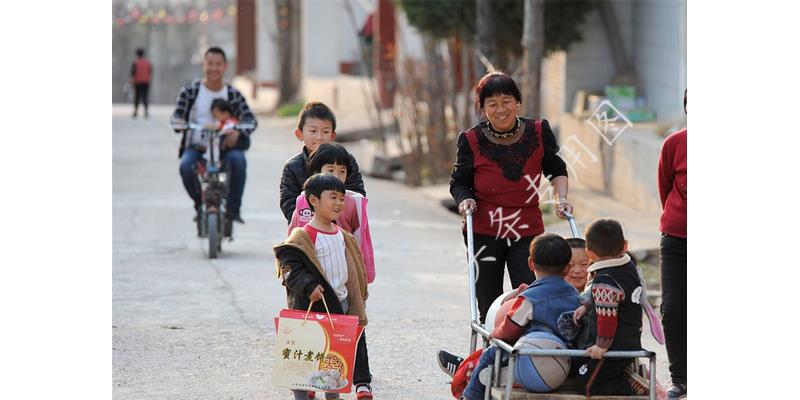 因一块红烧肉，7旬岳父让女婿滚，4年后岳父悔悟，女婿：不会原谅