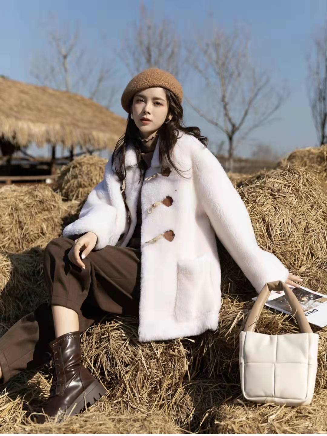 短款皮草马甲怎么搭配下装,短款皮草怎么搭配下装才好看