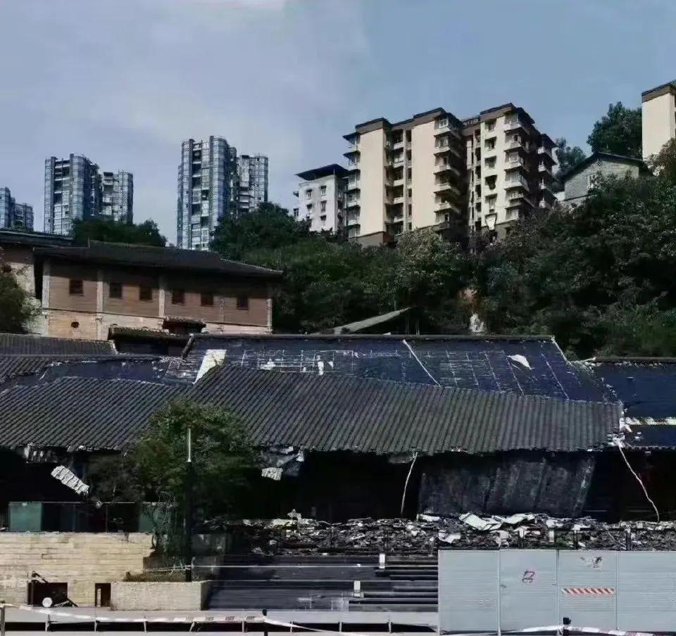 想去游泳馆游泳又怕水脏,想去游泳但是都说泳池很脏怎么办