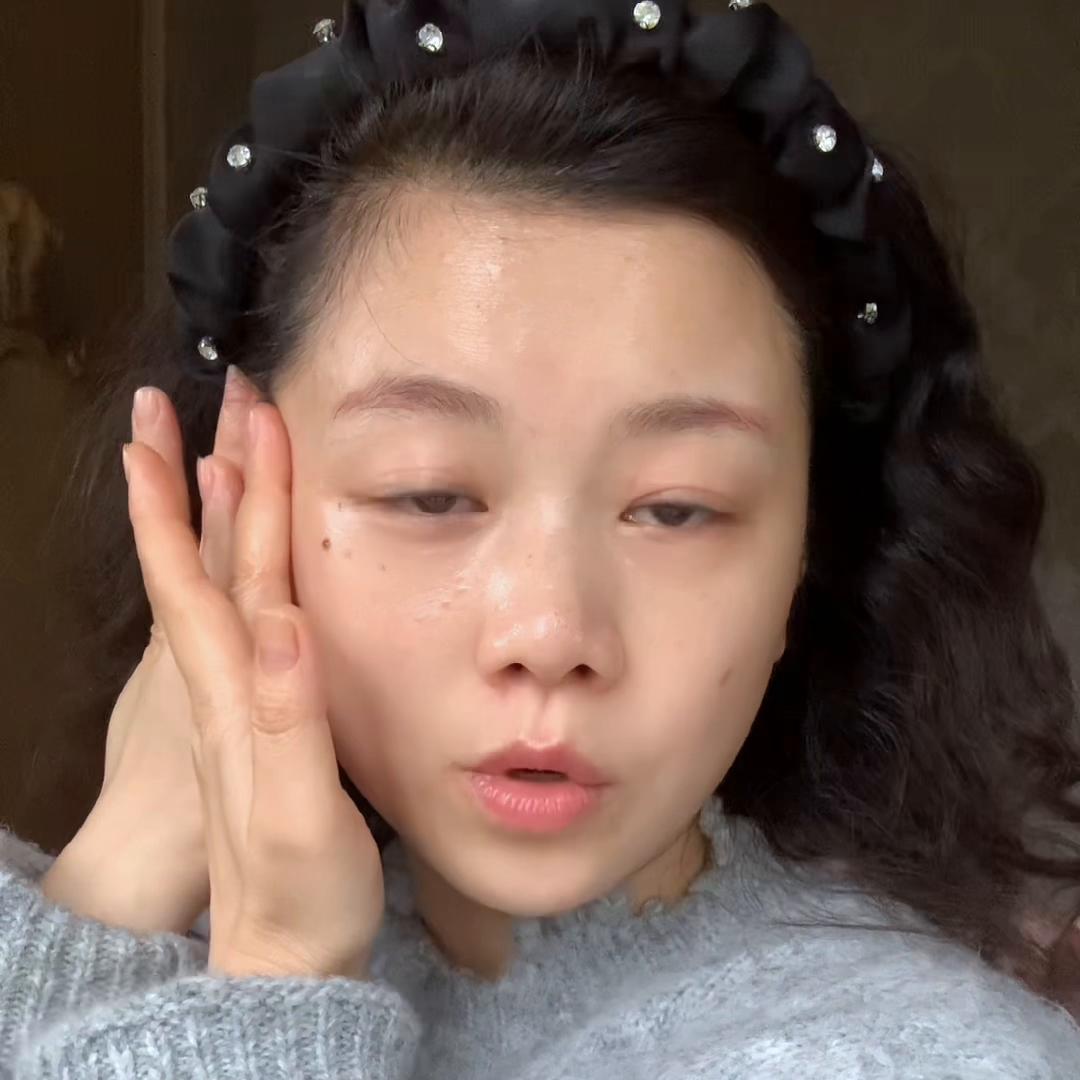 油养肤是精油还是精华油,油养肤么