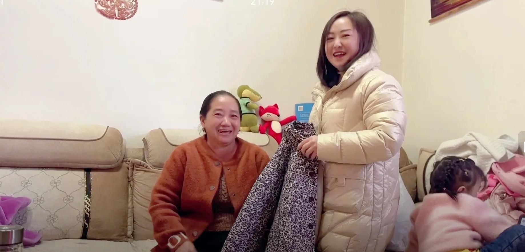 老挝媳妇杨玛丽她妈来中国视频,老挝媳妇杨玛丽与老公的爱情