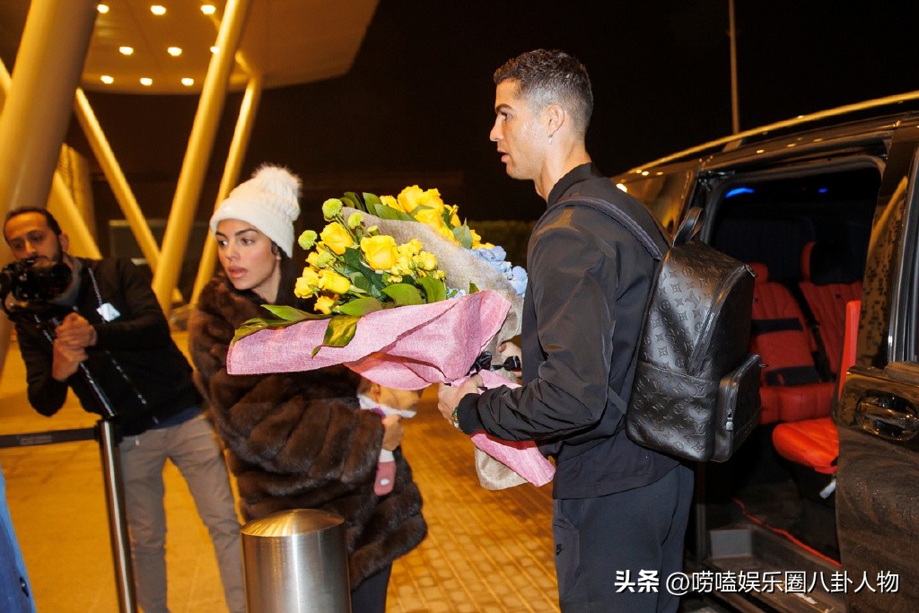 乔治娜惊艳走秀,乔治娜惊艳美照超模