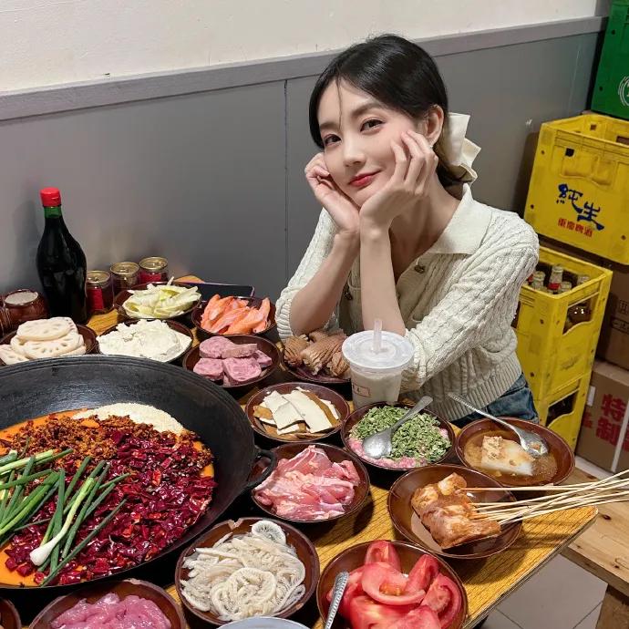 李一桐重庆之行组图,李一桐巴黎之行