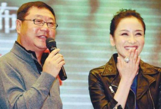 金鸡奖最佳男配范伟：风光背后，是与妻子31年的相濡以沫