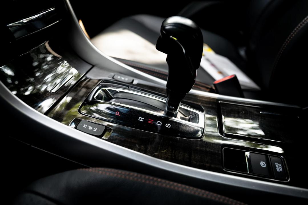 买高配家用车，送V6发动机——9代雅阁3.0LVTI尊贵版