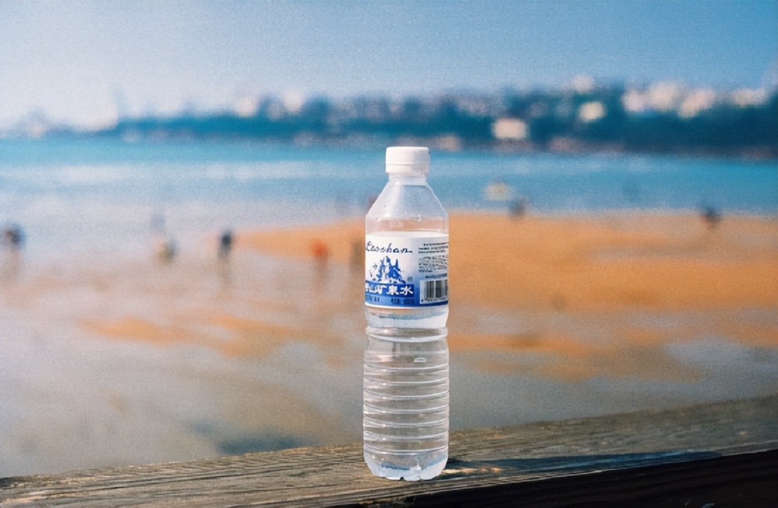 农夫山泉做饮料,农夫山泉大桶可以做什么手工