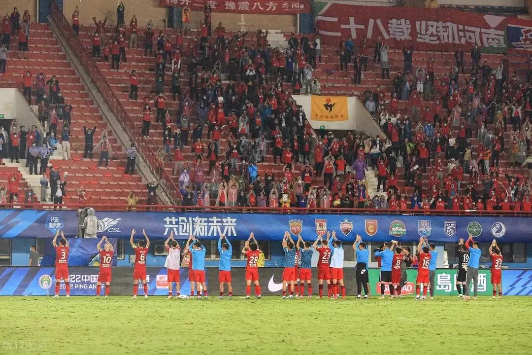 中国足球为何不打传控,选帅国足