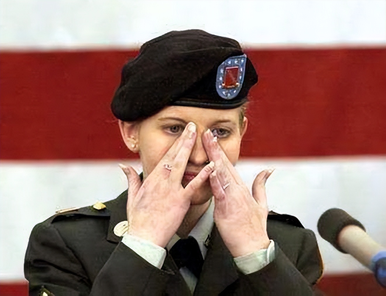 2003年，美国19岁女兵在伊拉克被俘遭受虐待，获救后美国奖励50万