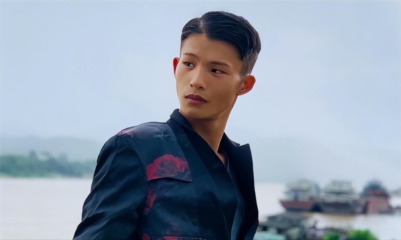 广西亿万富翁的网红完整视频,广西五大网红的逆袭人生