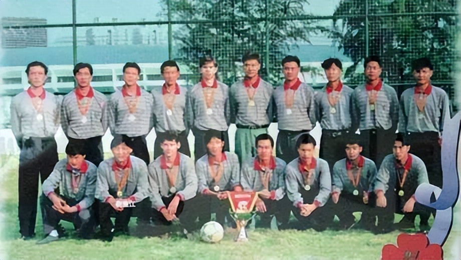 牛洪利孙继海,牛洪利大连