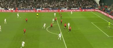 滕哈赫带领曼联夺欧冠,曼联获胜后滕哈赫激动爆粗