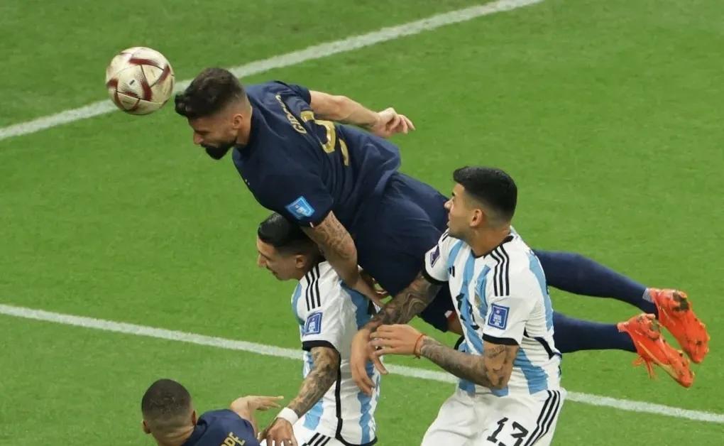 阿根廷队世界杯点球大战,阿根廷世界杯捧杯时刻