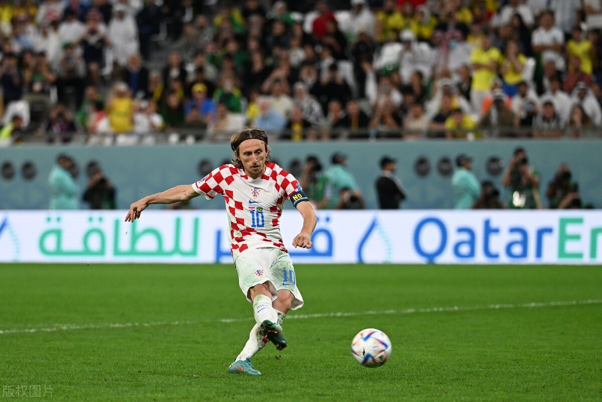 克罗地亚淘汰巴西续写神奇背后，究竟是诸神黄昏还是老兵不死？