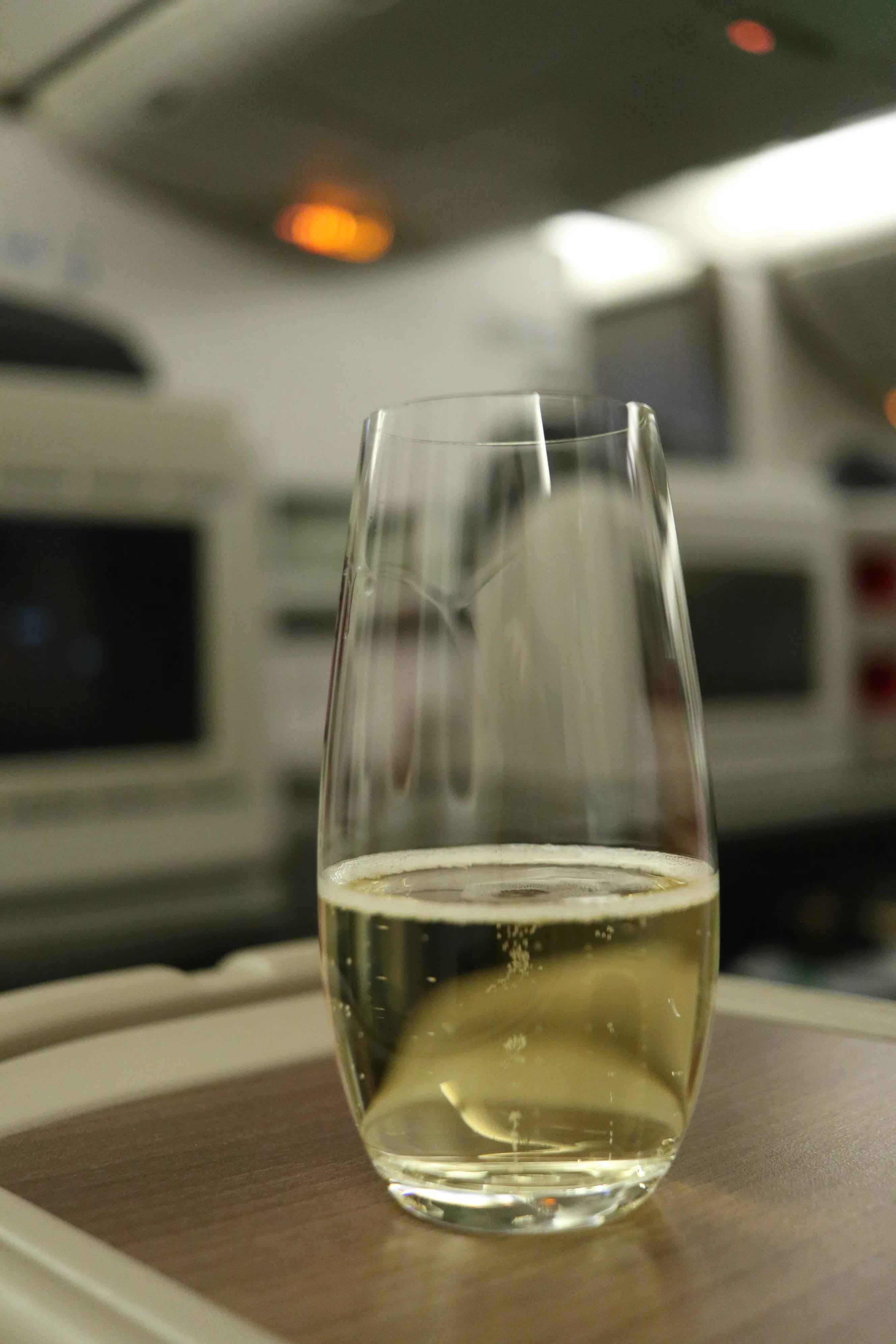 中国国际航空350商务舱体验,全球最豪华的商务舱