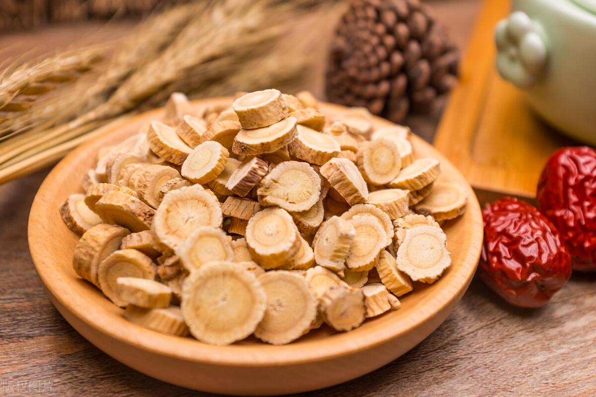 黄精煮水洗头可以黑发吗,三蒸三晒黄精治白发