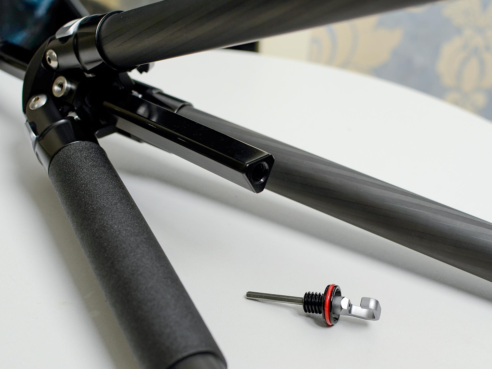 佳鑫悦碳纤维轻便旅行三脚架,佳鑫悦三脚架评测