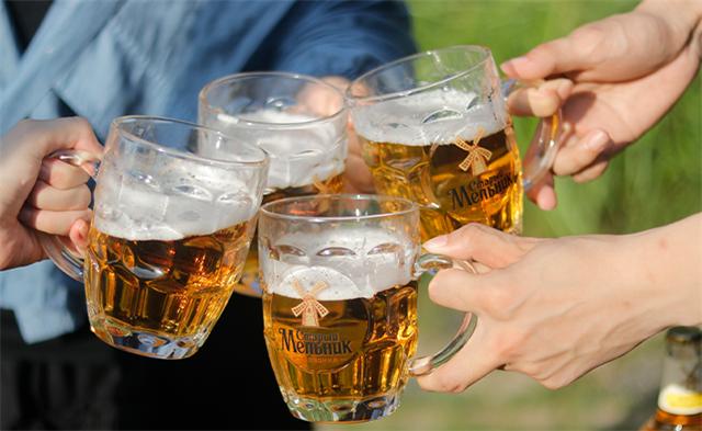 老米勒是不是精酿啤酒,正宗老米勒啤酒